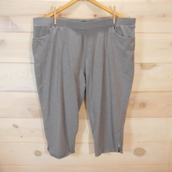 Weekends by Chicos size 4 Women's XXL Capri Lounge Pants Gray Pockets Pull-on - Picture 1 of 10